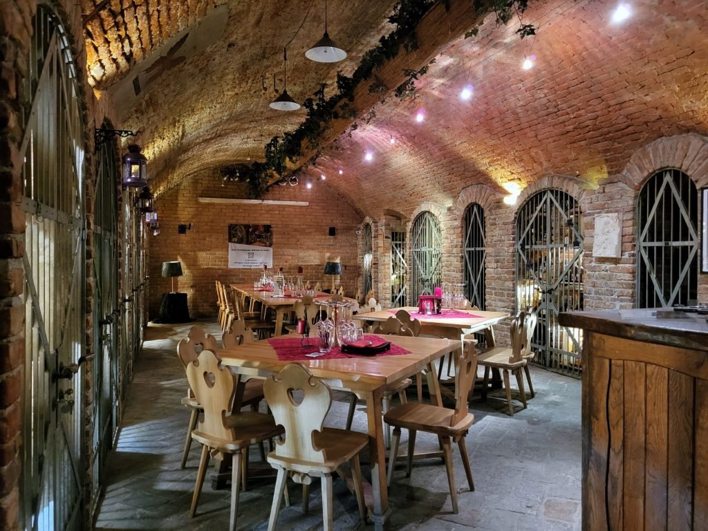 Geheimtipp Wien: Weinverkostung in historischem Weinkeller in Wien (hier: Weinbunker)
