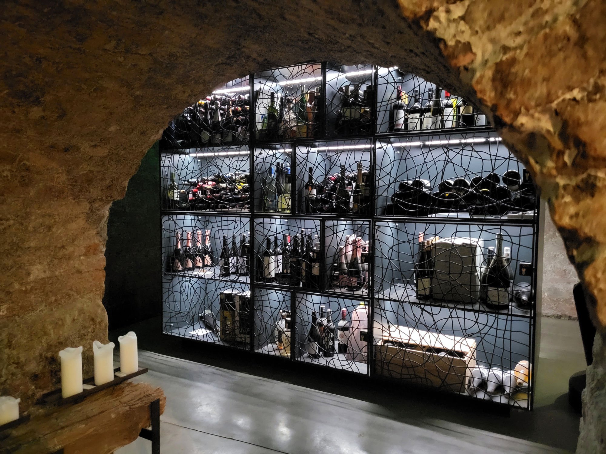 geheimtipp-wien-tour-weinkeller-06 Historischer Weinkeller in Wien (hier: wineBANK Wien)