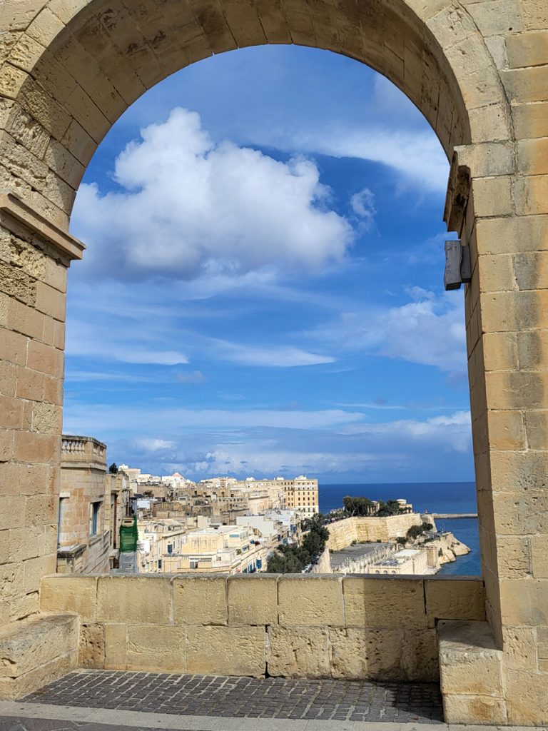 Blick von den Upper Barraka Gardens auf Valetta – Malta